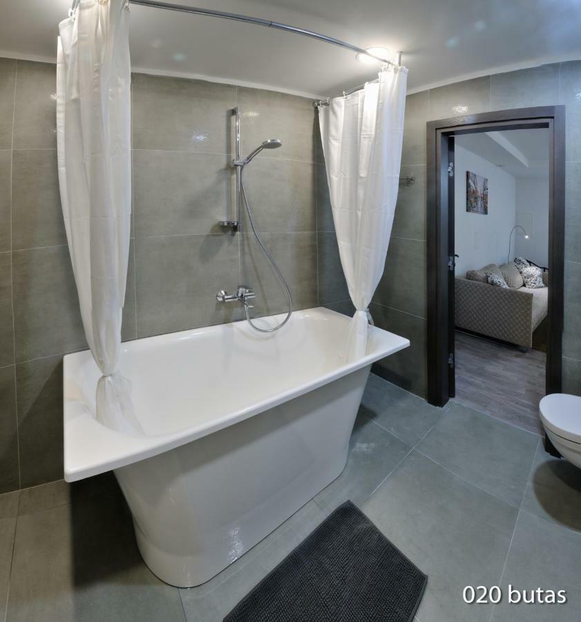 Luxurious Apartment Vilnius Bagian luar foto